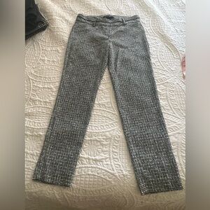 Zac and Rachel size 8, adorable career pull on pant.